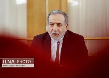 انتقاد عراقچی از سکوت و انفعال رئیس‌جمهور فرانسه