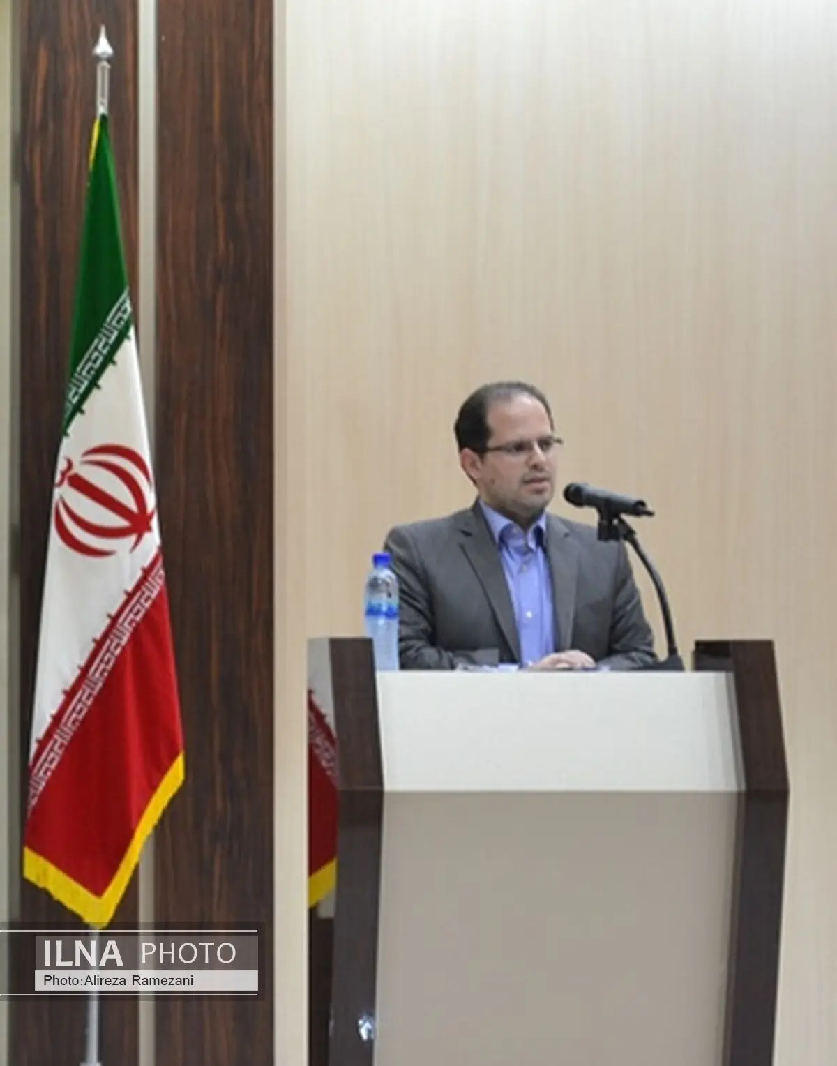 بنگاه‌های اقتصادی کوچک از شرط بدهی غیرجاری و چک برگشتی برای دریافت تسهیلات مستثنی هستند 
