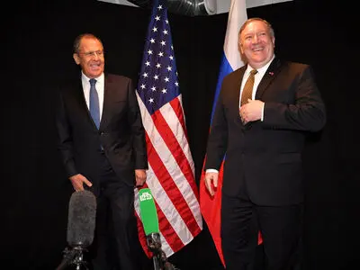 Lavrov, Pompeo to discuss US exit from crisis over Iranian nuclear deal