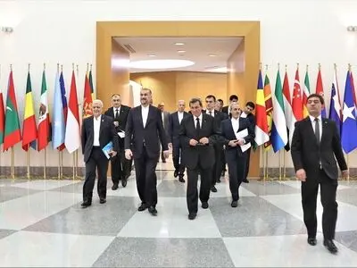 Iran ready to host next Caspian Sea littoral states summit: FM