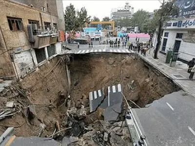 گزارش بیش از 300  فروریزش در تهران