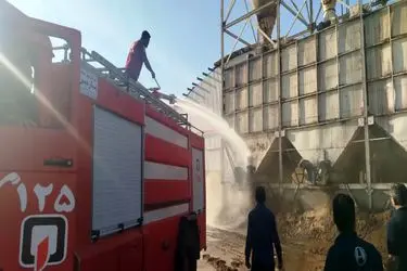 حریق سنگین در کارگاه MDF اصفهان مهار شد