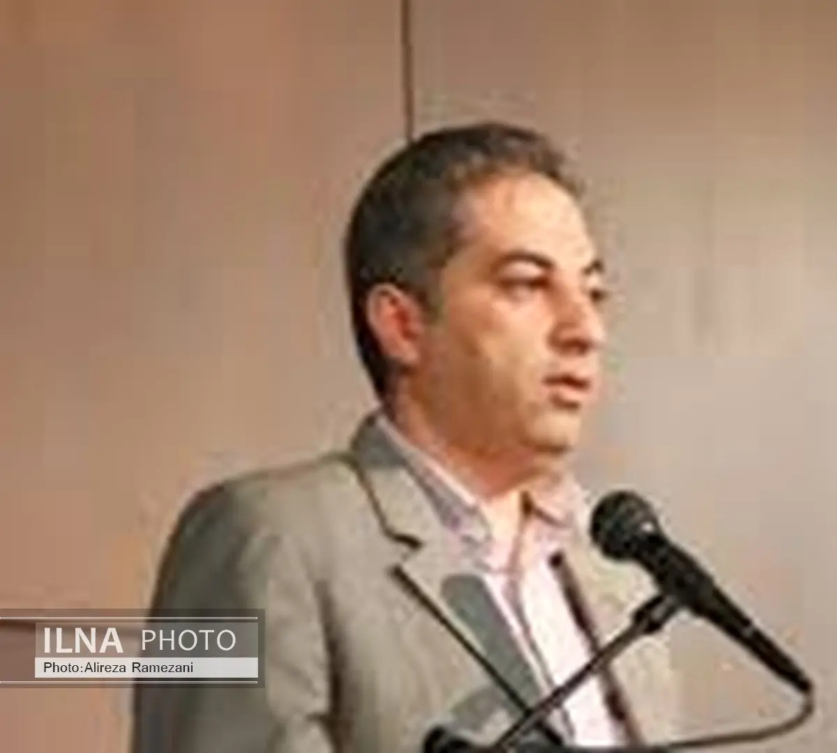 رونق بازار خودرو نسبت به زمان مشابه سال گذشته/ پراید پرجم دار پرفروش‌ترین خودروها شد