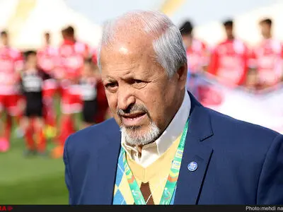 فنایی: اعتراض داوران در شأن یک کادر فنی نیست
