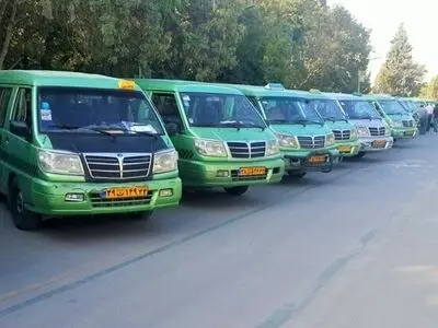 خدمت‌رسانی  ۱۰۰ دستگاه ون برای مراسم ارتحال امام(ه)