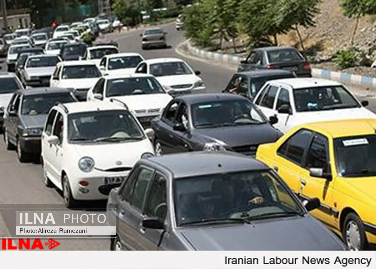 ترافیک نیمه سنگین در  آزادراه کرج - تهران