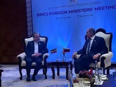 عراقچی و لاوروف با یکدیگر دیدار و گفت‌وگو کردند