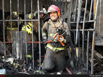 تهیه گزارشی جامع از وضعیت ایستگاه‌های آتشنشانی/نبود تجهیزات کافی ماسک و  لباس آتش‌نشانان