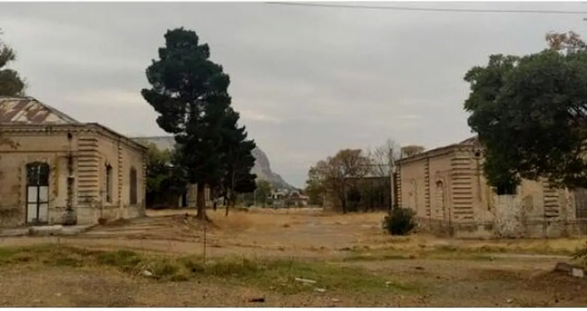 قسمت محدودی از پادگان به عنوان مسکونی و تجاری در نظر گرفته شده است