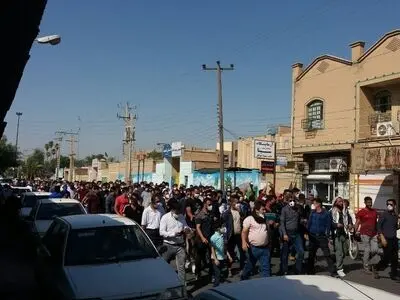 ادامه اعتراض کارگران هفت تپه دوش به دوش کرونا/ کارگران نگران شیوع بیماری هستند