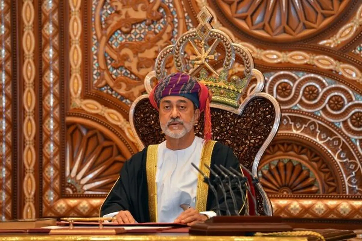 سلطان عمان: سأزور طهران في المستقبل القریب