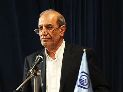 اگر بازنشسته درگیر درمان شود، زندگی‌اش متلاشی می‌شود/ سازمان تامین اجتماعی ۲۲ ماه است که از لحاظ مدیریتی سردرگم است