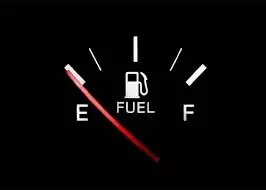 از ورود خودورهای با مصرف بالای بنزین به بازار جلوگیری شود/ تغییر قیمت‌، چالش ناترازی سوخت را حل می‌کند؟