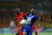 ویدیو: صحنه عجیب اخراج علی کریمی مقابل فولاد خوزستان