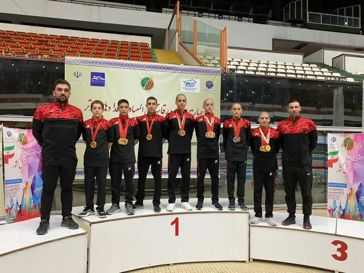 تیم شنای فارس قهرمان مسابقات المپیاد استعدادهای برتر کشور شد 