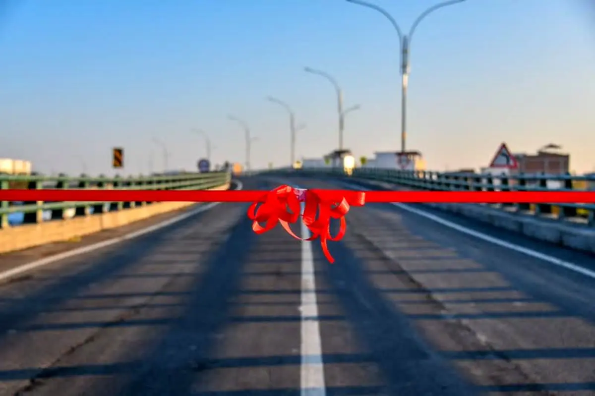 پایان ۱۷ سال انتظار؛ پل سه‌راه جویبار ساری زیر بار ترافیک رفت