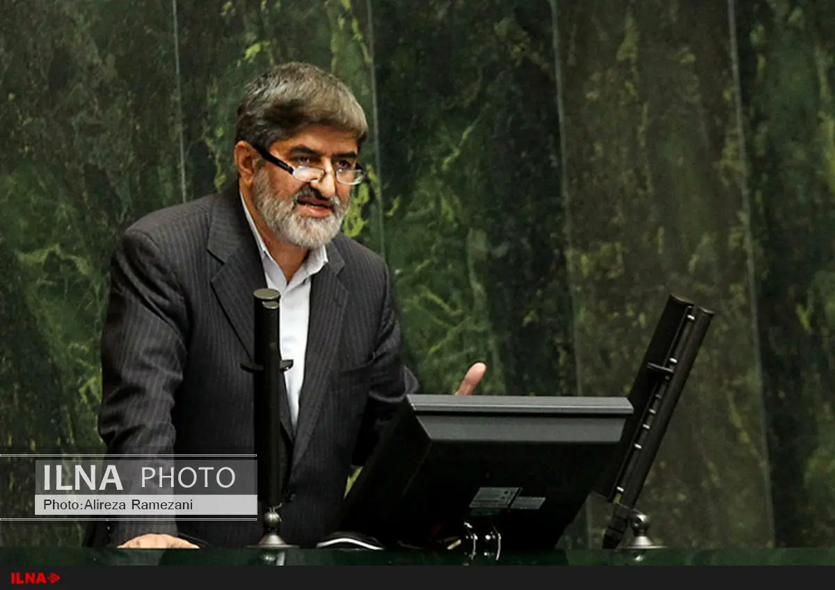وزارت راه پاسخگوی علل حادثه تصادم قطار تبریز-مشهد باشد