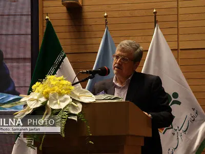 توسعه یک جانبه شهر مشهد مرکزیت حرم مطهر را دچار خدشه کرده است