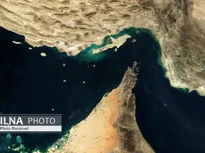 Top Iranian officials to decide on closing Strait of Hormuz: IRGC Navy chief