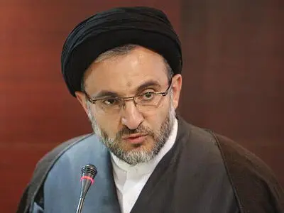 شرط مصونیت در فضای مجازی، خودکنترلی است/ جمهوری اسلامی در فرهنگ‌سازی حجاب موفق بوده است