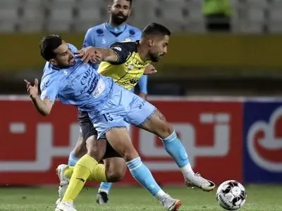 سپاهان با پیروزی مقابل چادرملو قهرمان نیم فصل شد