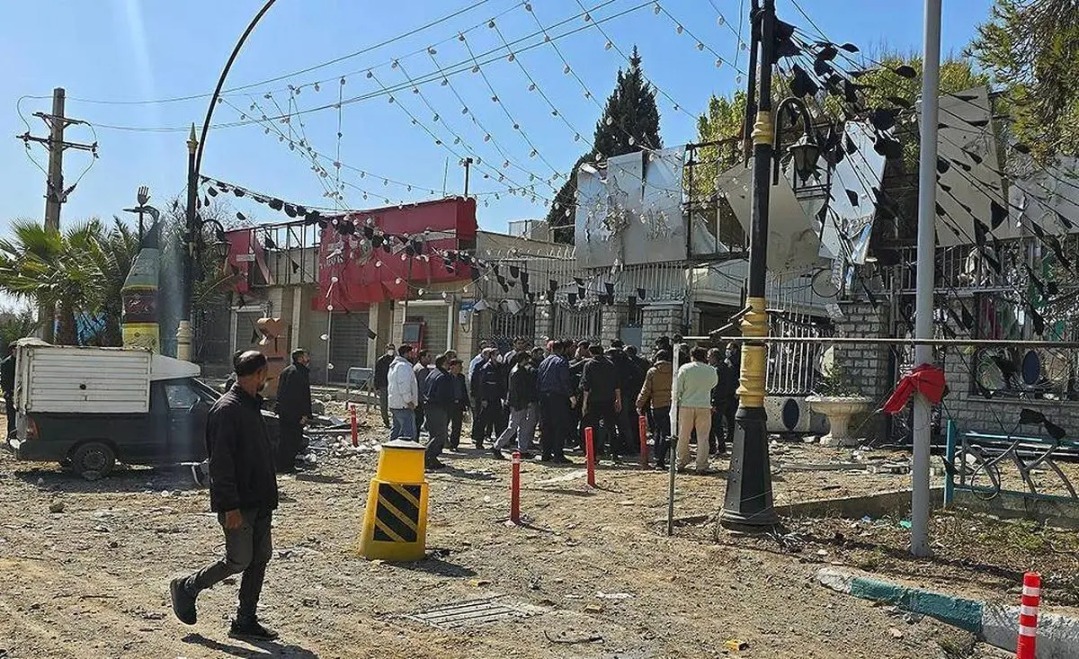 ساختمان شهرداری منطقه ۱۸ تهران به طور کامل تخریب شد