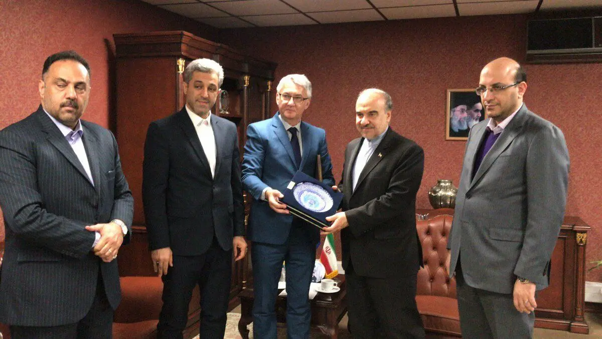 در دیدار سفیر صربستان با وزیر ورزش و جوانان