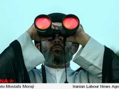 گزارش تصویری استهلال ماه شوال در غروب روز سی ام ماه رمضان در قم