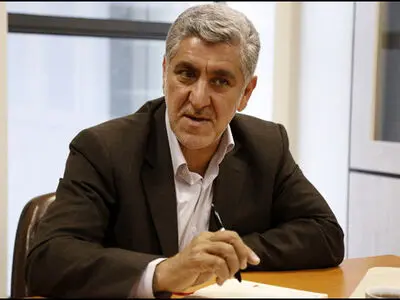 دبیر دهمین جشنواره بین‌المللی هنرهای تجسمی فجر منصوب شد