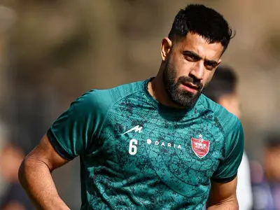 کوه انگیزه در خط دفاعی پرسپولیس!