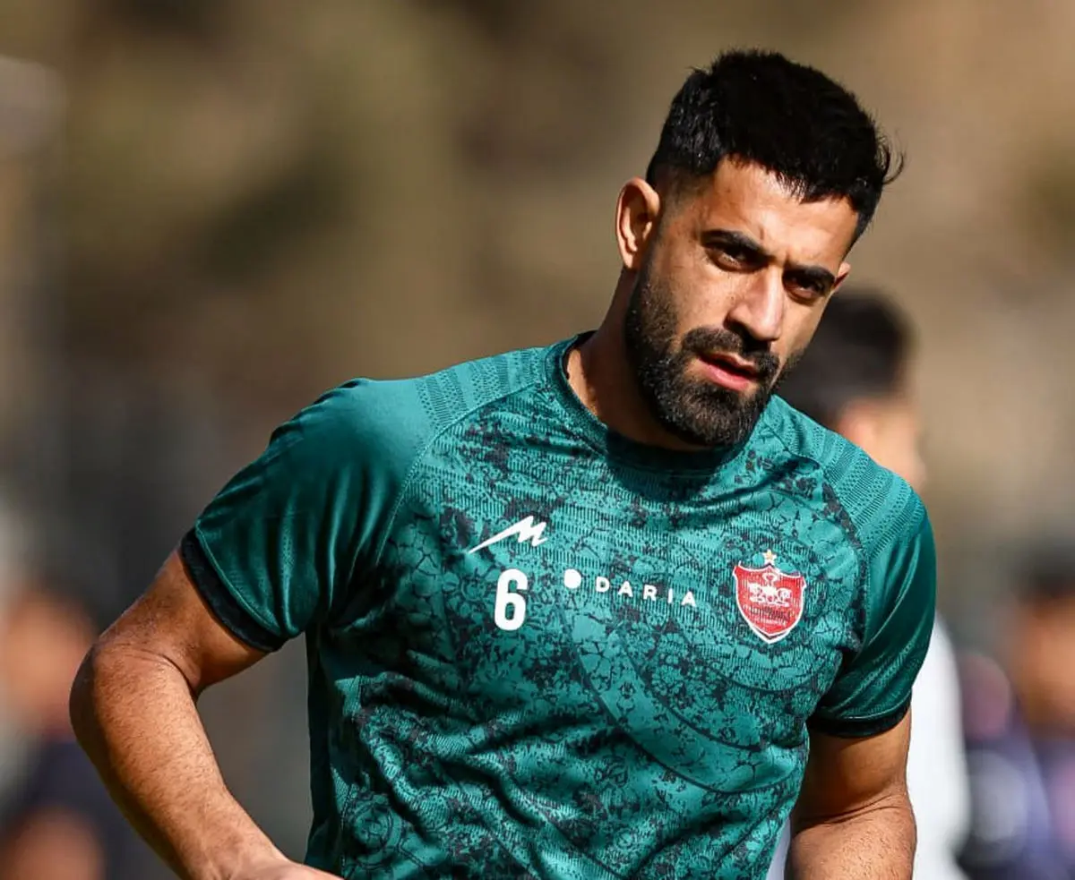 کوه انگیزه در خط دفاعی پرسپولیس!