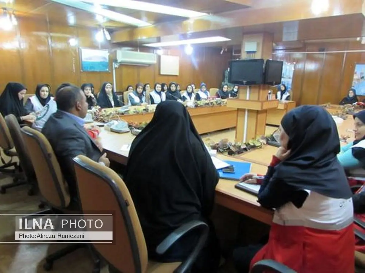 سازماندهی۱۲۰ بانوی امدادگر در ۱۸ تیم تخصصی