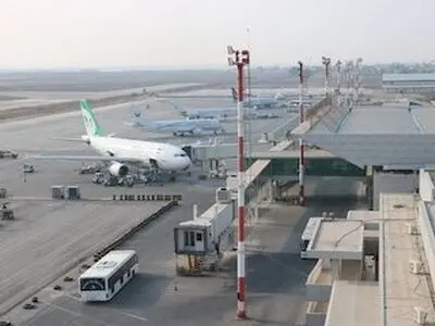 فرود اضطراری هواپیماها در فرودگاه بندرعباس به علت شرایط نامساعد جوی