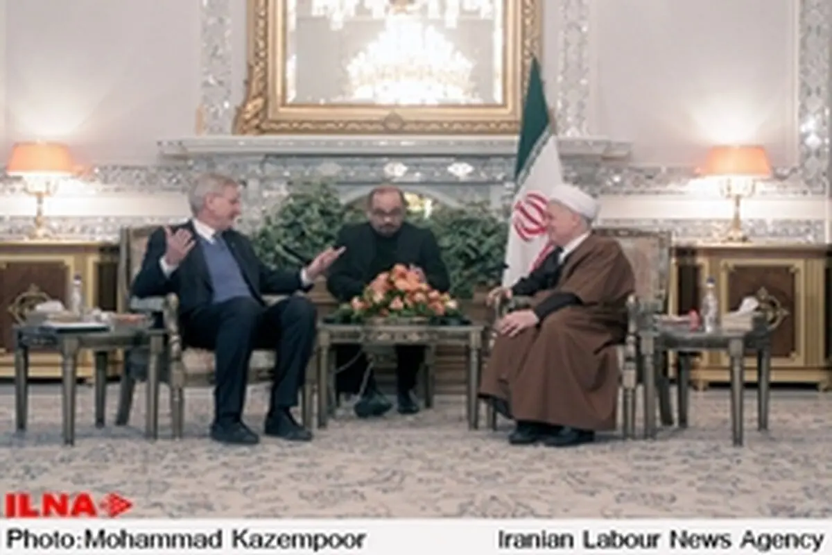 ایران در چارچوب مقررات بین المللی عمل می‌کند / اگر بخواهیم گذشته ملاک داوری باشد، مطمئنم غرب ضرر می‌کند