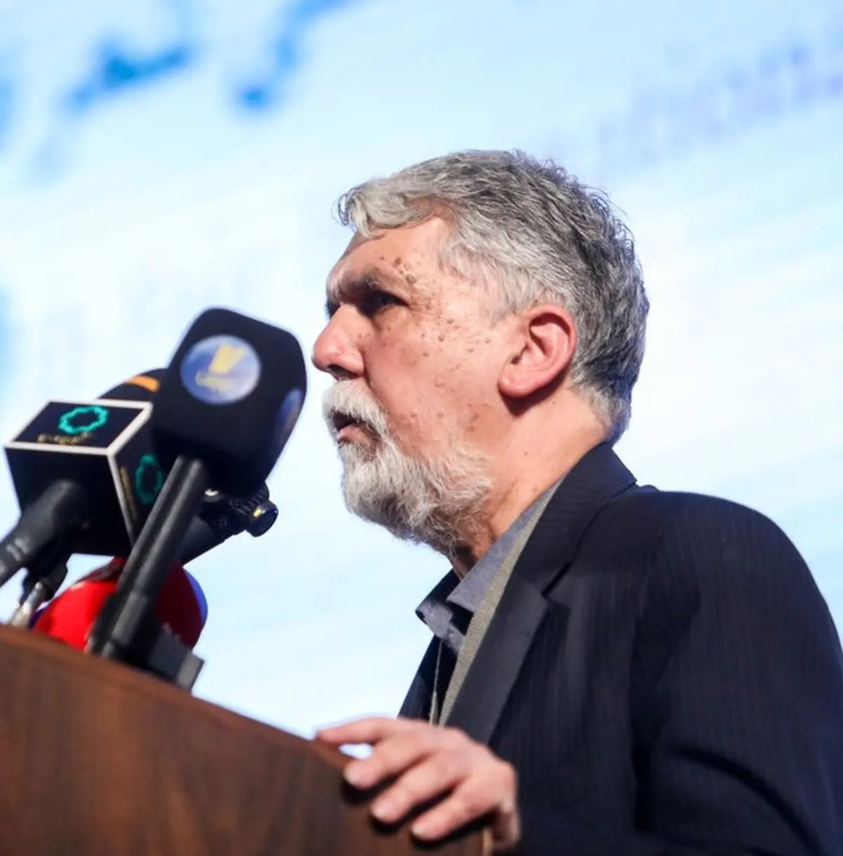 ایران و کتاب همزاد یکدیگرند 