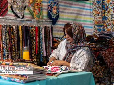 نمایشگاه تابستانه در قزوین به روایت تصویر