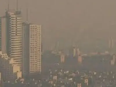 هوای تهران همچنان آلوده است