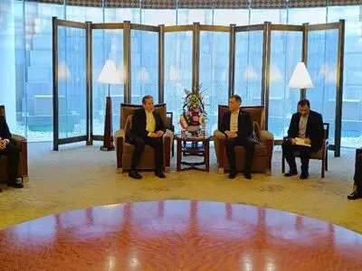 عراقجي يلتقي الأمين العام لمنظمة شنغهاي للتعاون في بكين