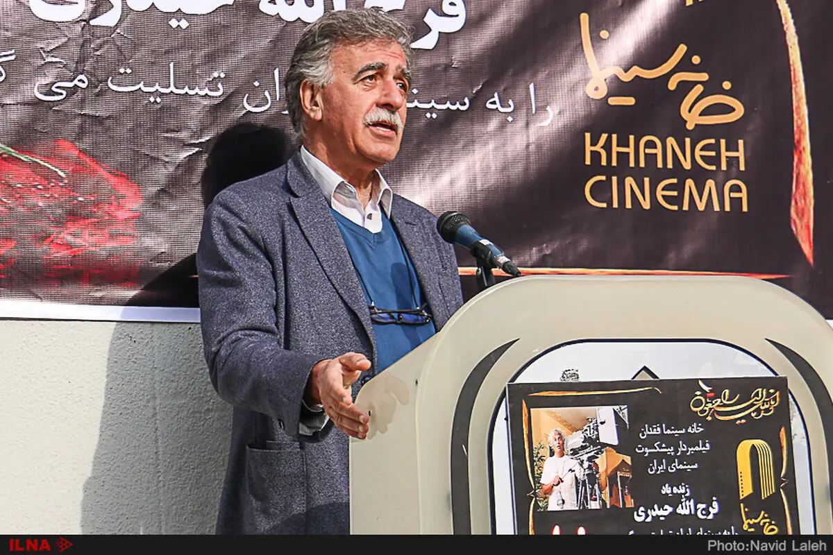 انتقاد از عدم حضور بازیگران و سلبریتی‌ها در مراسم تشییع عوامل سینما+عکس 