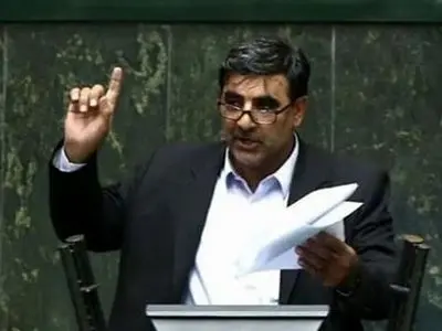 انتقاد نماینده خاش از کشته شدن یک جوان در اثر ایست دادن لباس شخصی‌ها در سیستان  بلوچستان