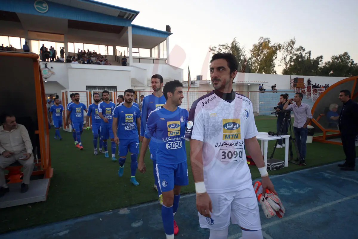 دیدار استقلال تهران با منتخب کیش (گزارش تصویری)