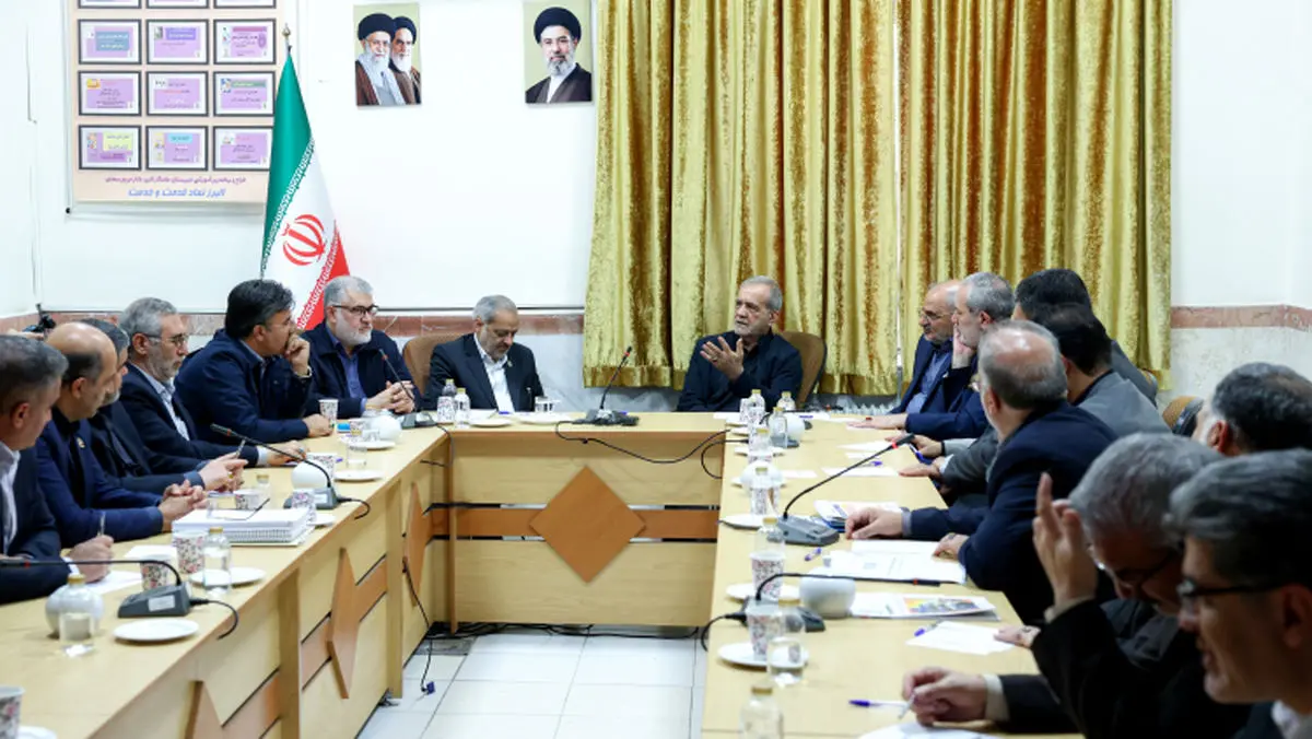 بهره‌برداری از پنل‌های خورشیدی ۱۲۰۰ مدرسه در سطح استان تهران