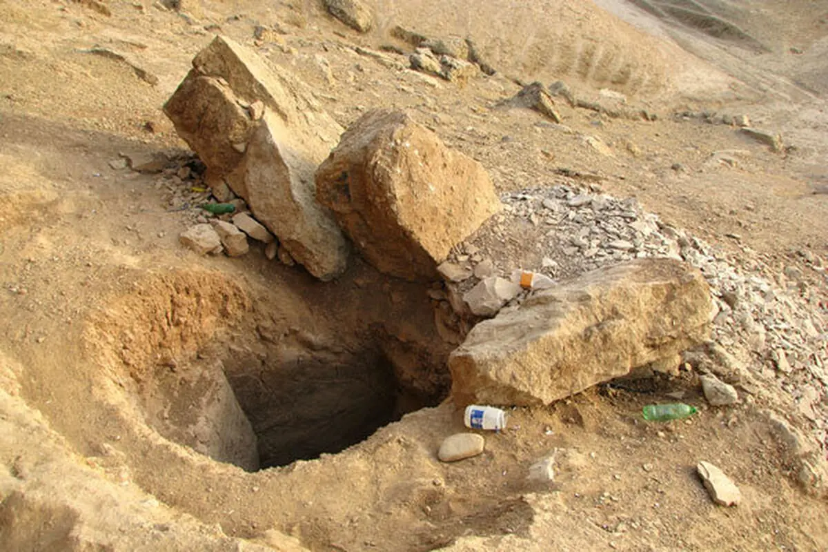 دستگیری باند حفاران غیرمجاز در پوشش زنبوردار در شهرستان صحنه