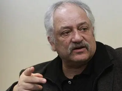 با آمدن بهار خرابی‌ها درست می‌شوند