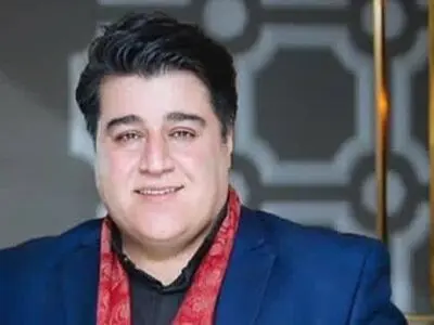 مهدی یغمایی خواننده تیتراژ برنامه تلویزیونی «ماهِ ماه» شد