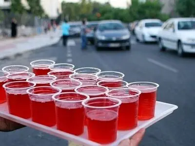 برای ۱۰۰ نفر شربت چند کیلو شکر لازم است؟/ راهنمای کامل برای انواع شربت نذر