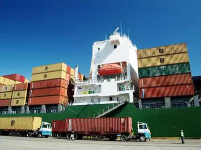 India lifts ban on trade with Iran