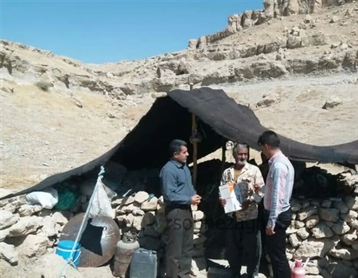 اهدای 50 پنل برق خورشیدی به عشایر بهمئی