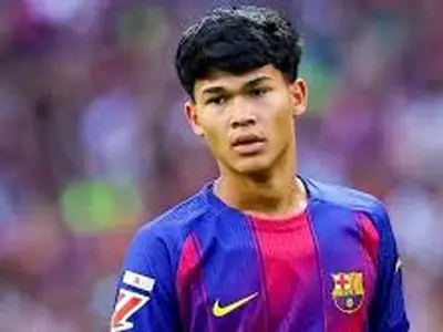 ویدئو: خوشامد گویی ستاره‌های ‏PSG‏ به ستاره بارسلونا