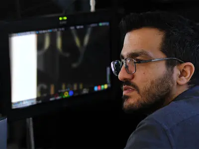 در صف قیام مردم ایستادم؛ ثبت جنایت دشمن در «اهل ایران»